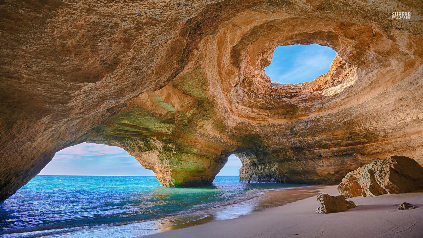 4.-Algarve-Caves-Portugal-1