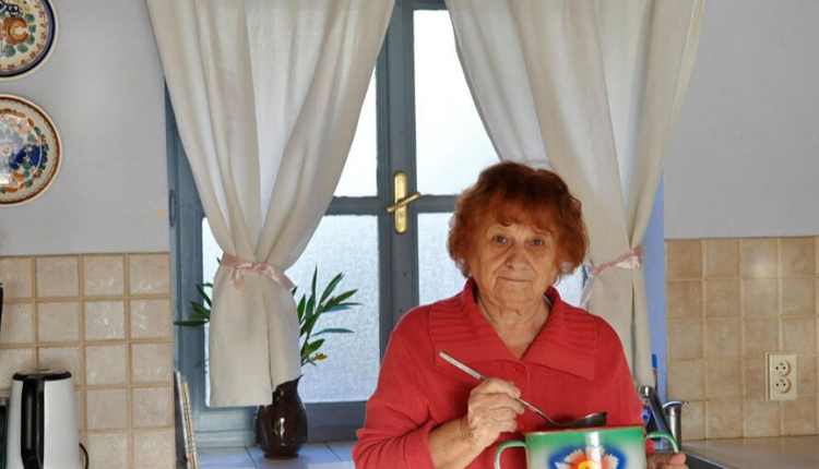 Takmer 80-ročná slovenská blogerka miluje varenie a má tisíce fanúšikov