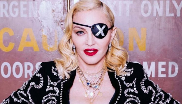 Dvaja fanúšikovia žalujú Madonnu! Sú znechutení a sklamaní