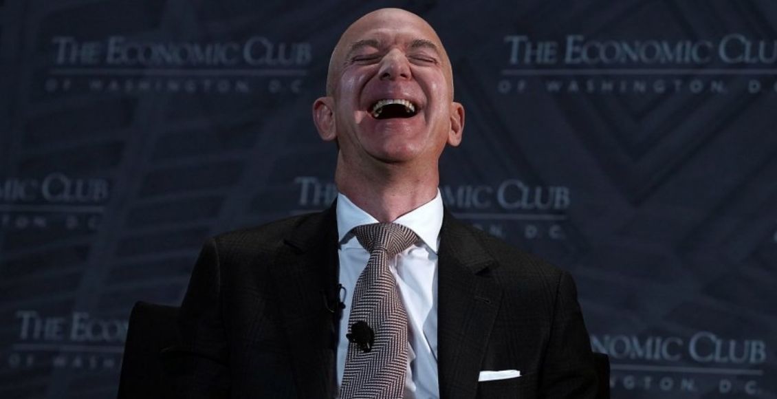 Jeff Bezos: Peniaze za nadčasy zvýšim, ale za PN nič nečakajte