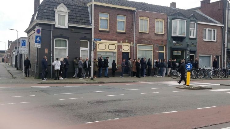 Holanďania vykupovali marihuanu: Zásobujú sa pred zatvorením podnikov 