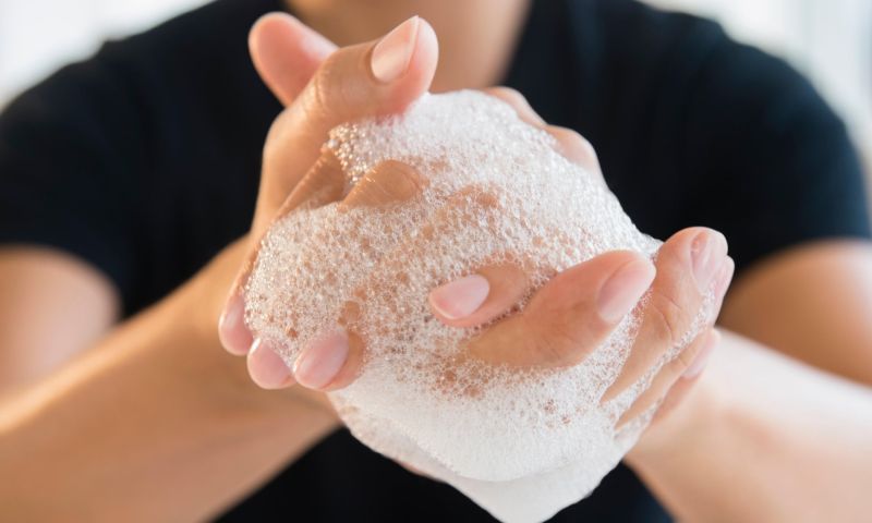 Prevencia proti koronavíru: Pri umývaní rúk si spievajte tieto pesničky
