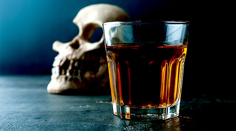 Alkohol ako prevencia proti koronavíru: Piť alebo nepiť?