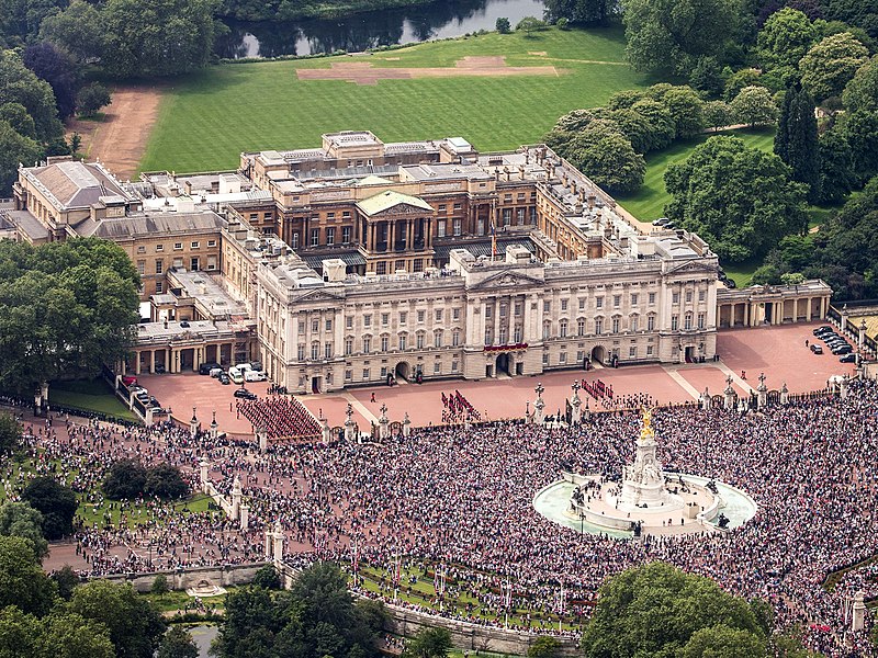 Buckinghamský Palác/Zdroj foto: Wikipedia