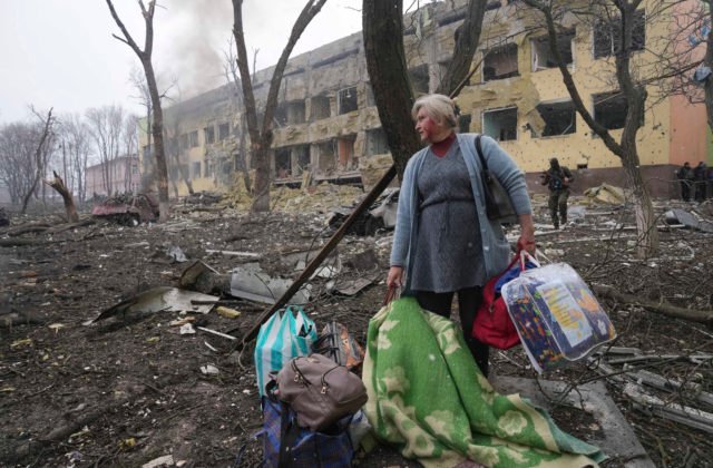 ukraine maternity hospital airstrike bdfcdfcdb x