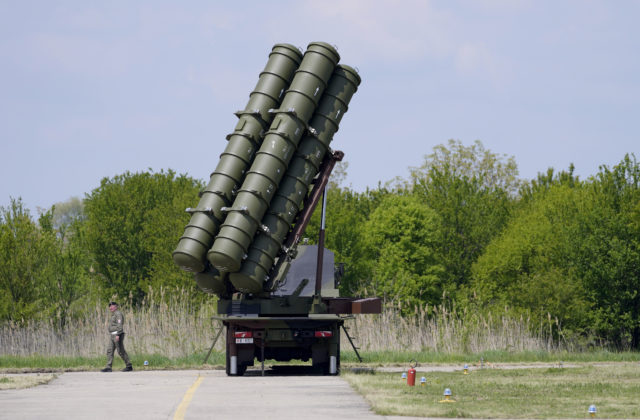 serbia chinese missiles eaefdaadbeffce x