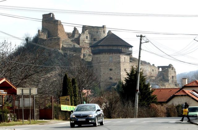 filakovsky hrad x