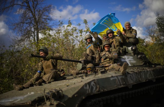 russia ukraine war military woes explainer fafeceaa x