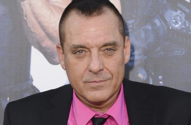 people tom sizemore cabefcddbeacbcfba x