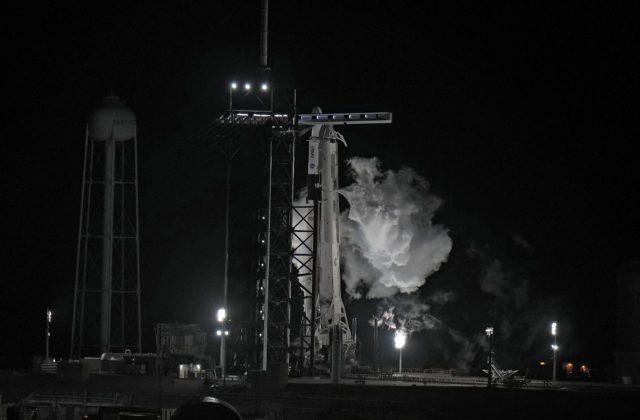 spacex crew launch efafcbedf x