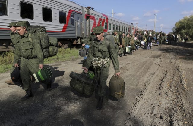 russia ukraine war military woes explainer fcdefccebeefbdea x